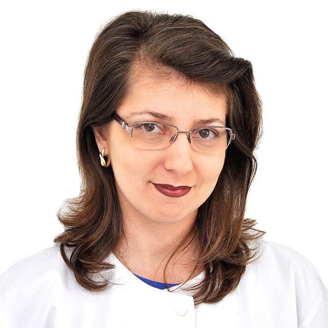 Dr. Claudia Homor