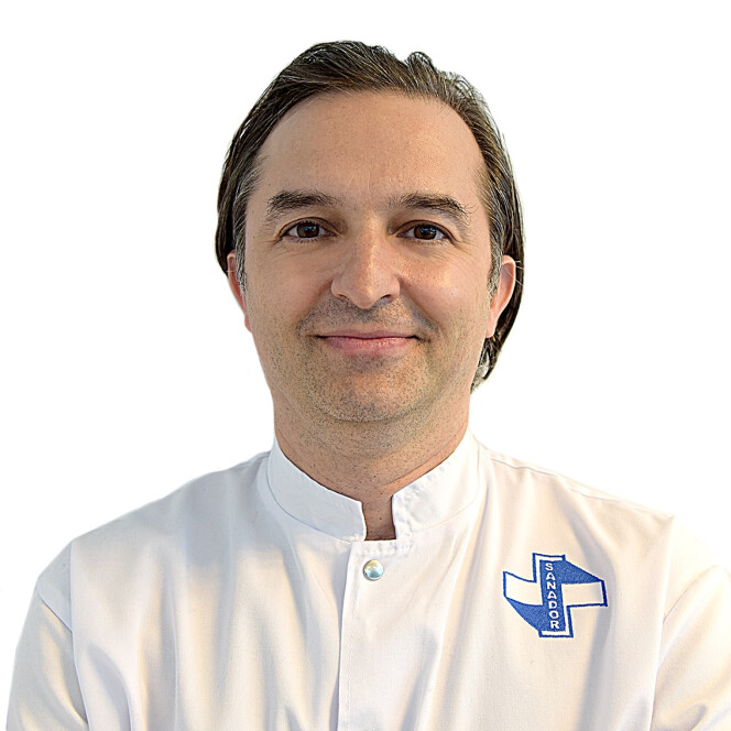 Dr. Dragoș Romanescu