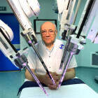 Spitalul Clinic SANADOR: Chirurgie robotică de ultimă generație daVinci Xi