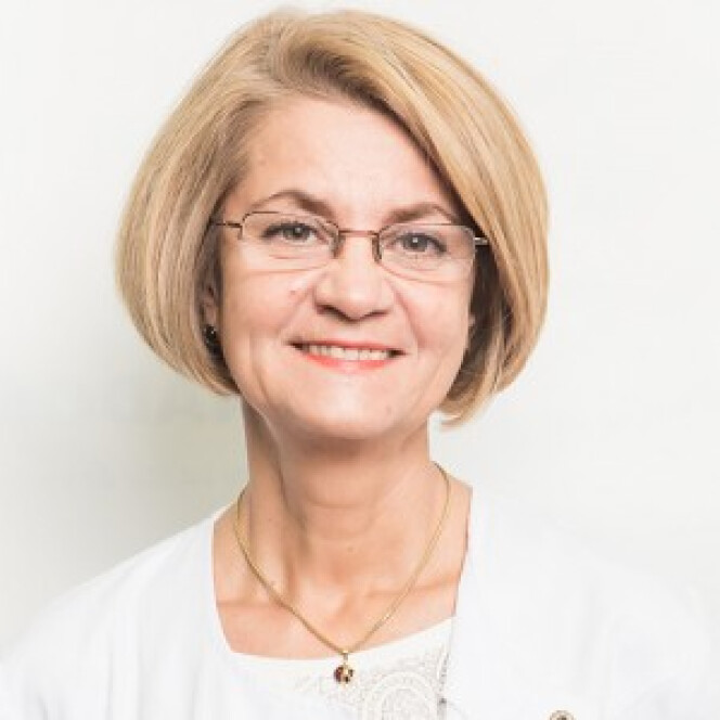 Dr. Adina Boșneac