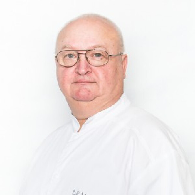 Dr. Gabriel Nicolae Veselu