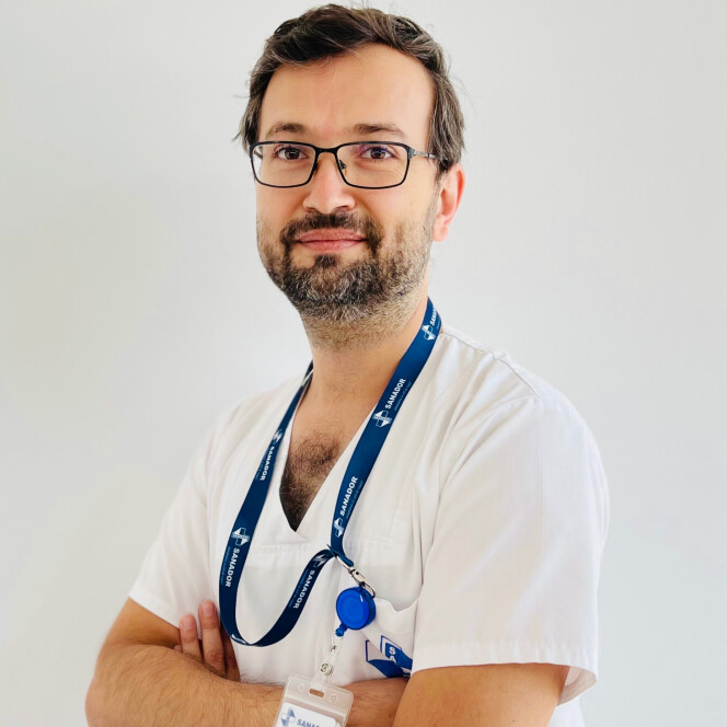 Dr. Vlad Bătăilă
