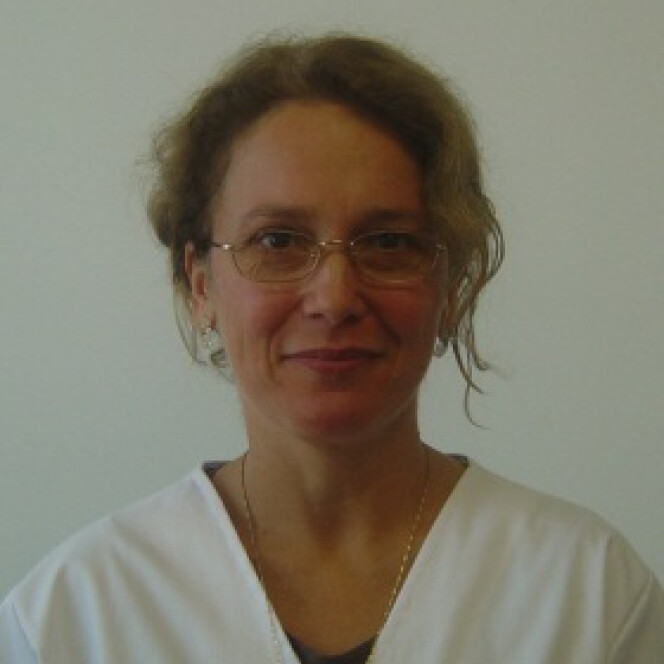 Dr. Miruna Stanescu