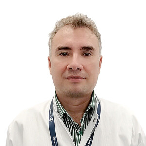 Dr. Cristian Poalelungi