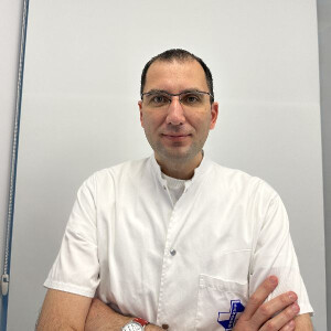 Dr. Cristian Țupea
