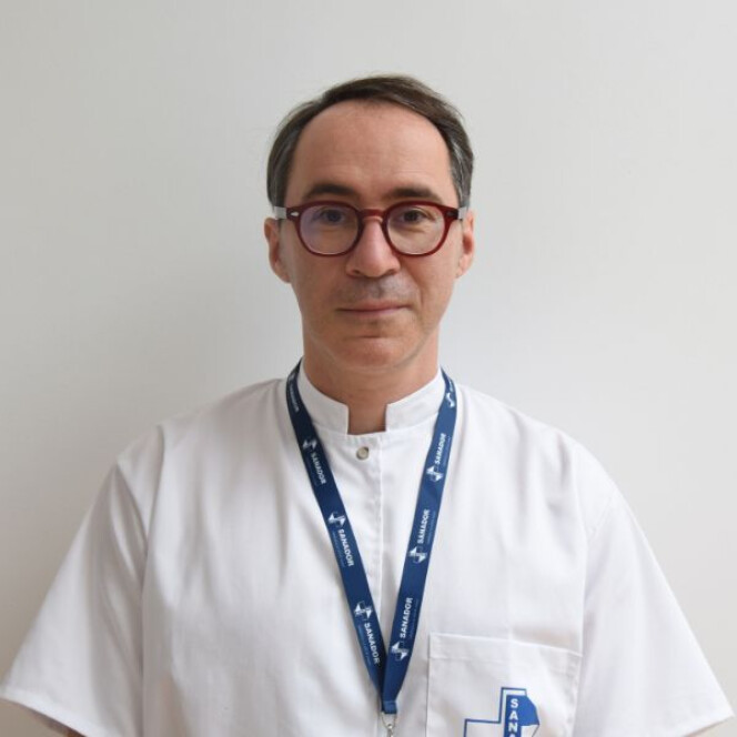 Dr. Codrin Huszar