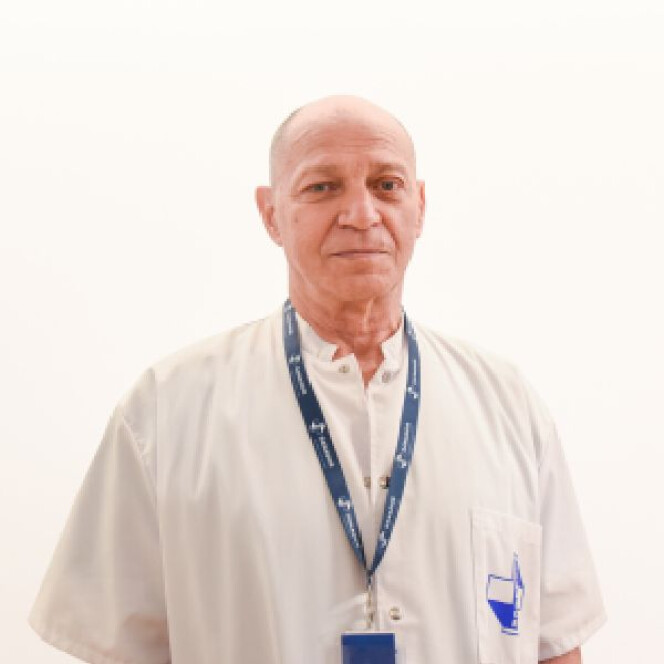 Dr. Dan Nicolau